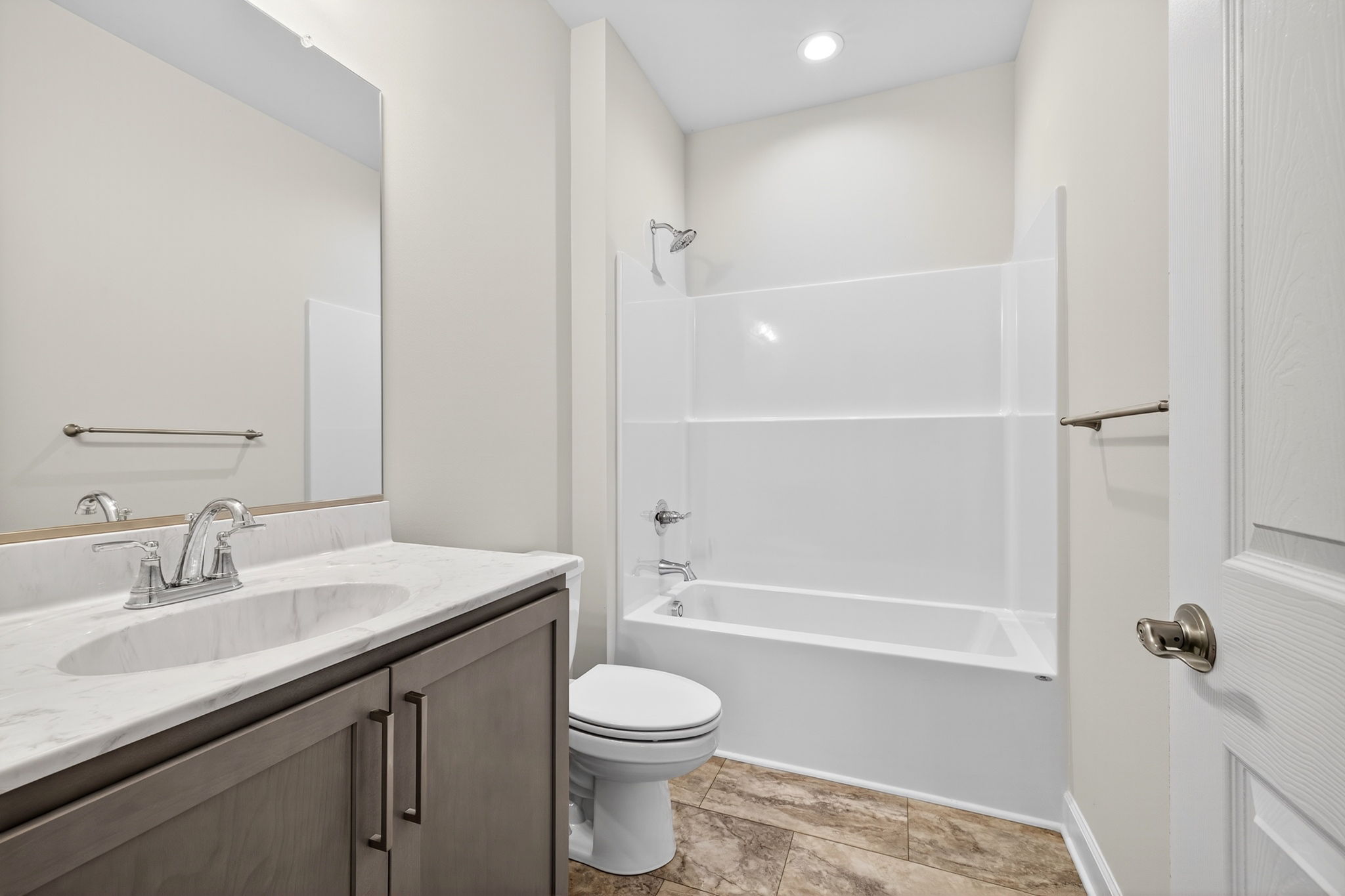 19-web-or-mls-3002Plymouthpl019