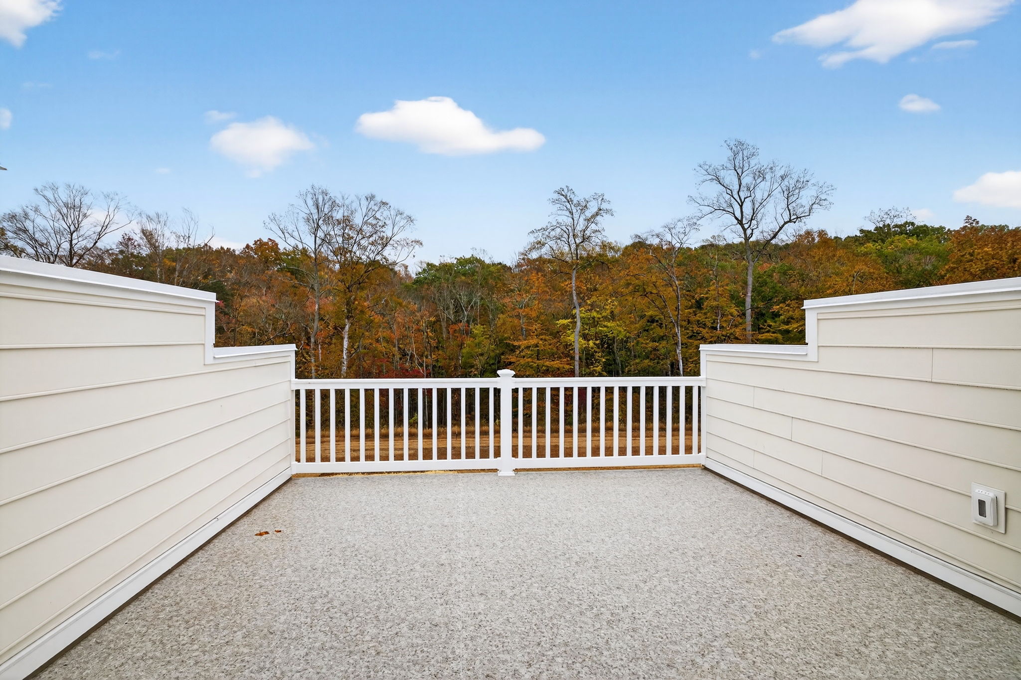 21-web-or-mls-3002Plymouthpl021