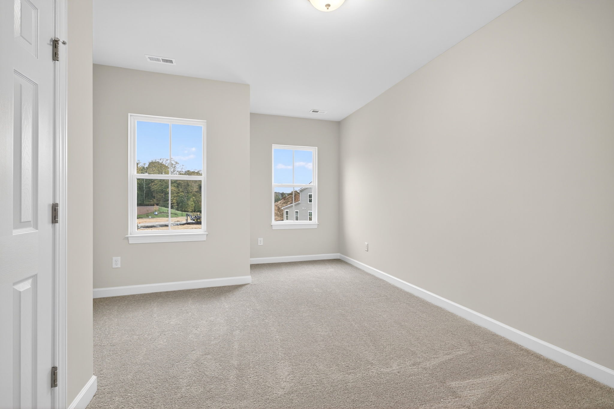 23-web-or-mls-3002Plymouthpl023