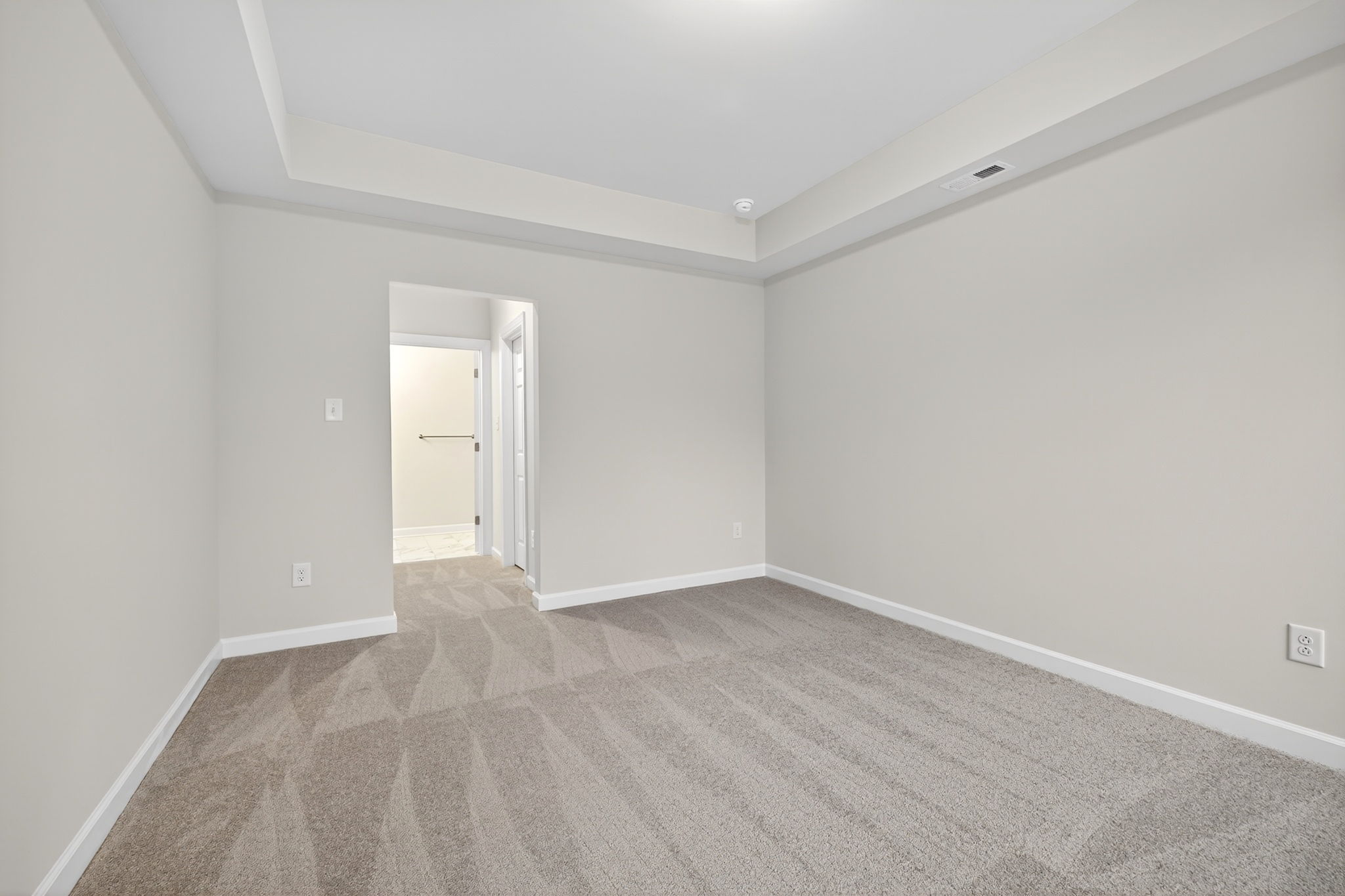 9-web-or-mls-3002Plymouthpl009